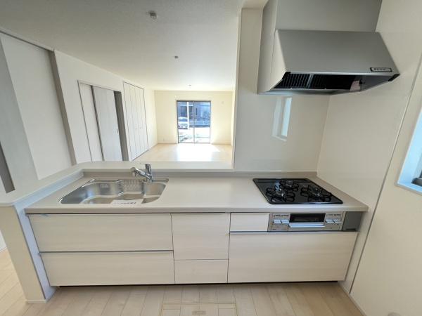 �_�ސ쌧������s����2���ڂ̐V�z��ˌ��ẴL�b�`��