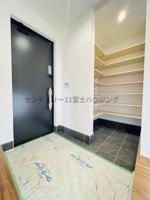 �_�ސ쌧������s����1���ڂ̐V�z��ˌ��Ă̌���