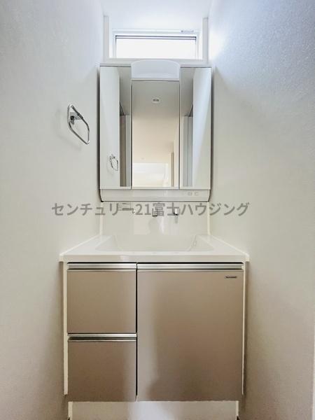 �_�ސ쌧������s����1���ڂ̐V�z��ˌ��Ă̐��ʑ�E���ʏ�