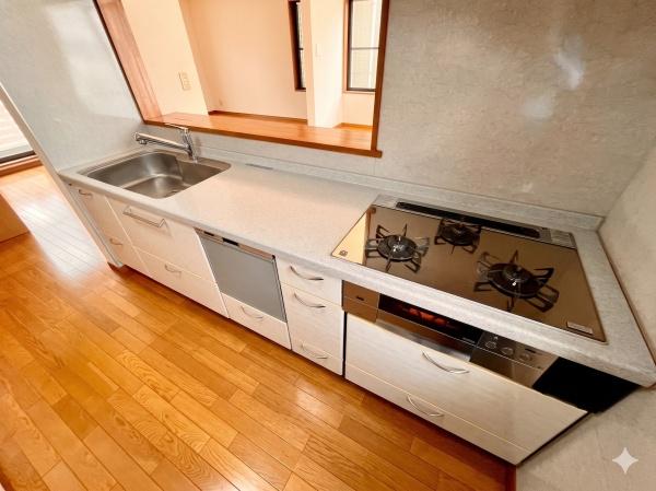 �_�ސ쌧������s����2���ڂ̒��È�ˌ��ẴL�b�`��