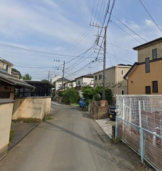 �_�ސ쌧����s�����̒��È�ˌ��Ă̑O�ʓ��H�܂ތ��n�ʐ^