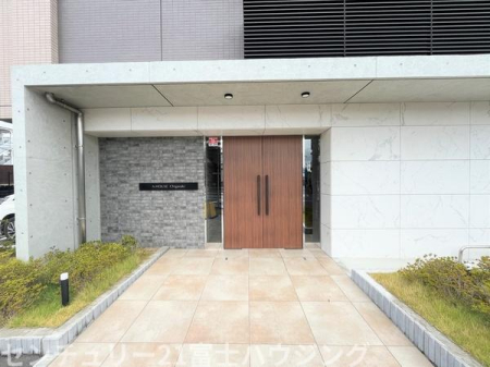 �_�ސ쌧������s�\�ԍ�3���ڂ̒��Ã}���V�����̃G���g�����X