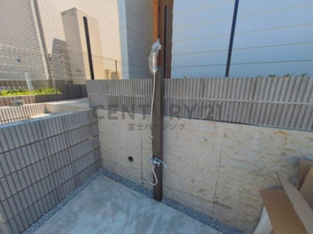 �_�ސ쌧����s�А��R5���ڂ̐V�z��ˌ��Ă̒��ԏ�