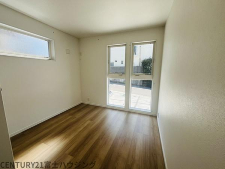 �_�ސ쌧����s�А��R1���ڂ̐V�z��ˌ��Ă̗m��