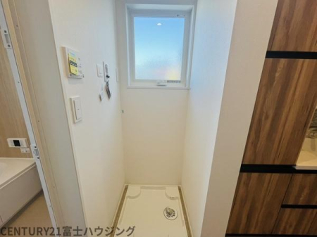 �_�ސ쌧����s�А��R1���ڂ̐V�z��ˌ��Ă̐��ʑ�E���ʏ�