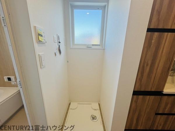 �_�ސ쌧����s�А��R1���ڂ̐V�z��ˌ��Ă̐��ʑ�E���ʏ�