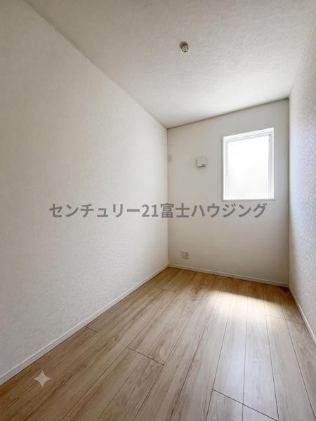 �_�ސ쌧����s���2���ڂ̐V�z��ˌ��Ẳ摜