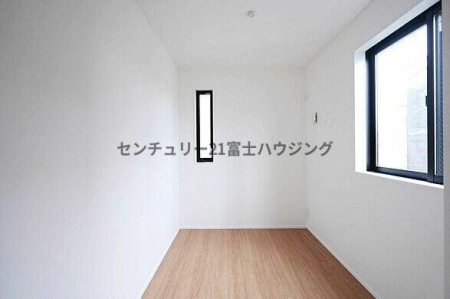 �_�ސ쌧������s���C�ݖk4���ڂ̐V�z��ˌ��Ă̗m��