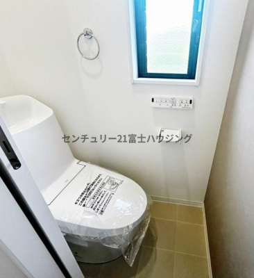 �_�ސ쌧������s���c2���ڂ̒��È�ˌ��Ẵg�C��