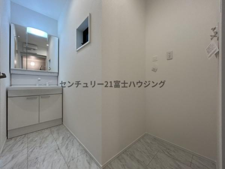 �_�ސ쌧����s�Ԃ̖؂̐V�z��ˌ��Ă̐��ʑ�E���ʏ�