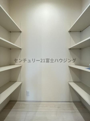 �_�ސ쌧����s�H��5���ڂ̐V�z��ˌ��Ă̎��[