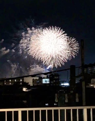 �_�ސ쌧����s�����C��2���ڂ̒��Ã}���V�����̏Z�˂���̒��]�ʐ^