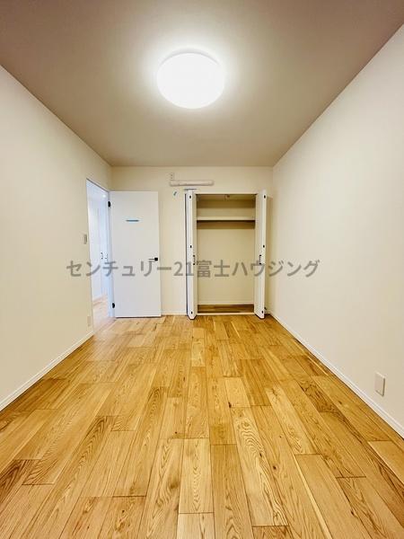 �_�ސ쌧������s���C�ݓ�1���ڂ̒��Ã}���V�����̎q������