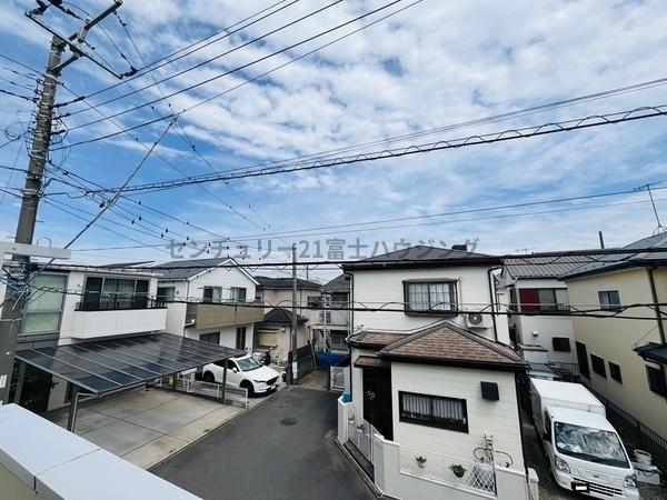 �_�ސ쌧������s�����̒��È�ˌ��Ă̏Z�˂���̒��]�ʐ^