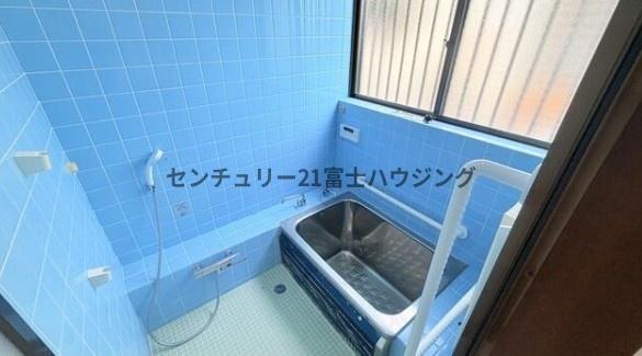 �_�ސ쌧���q�s�A�؂̒��È�ˌ��Ă̗���