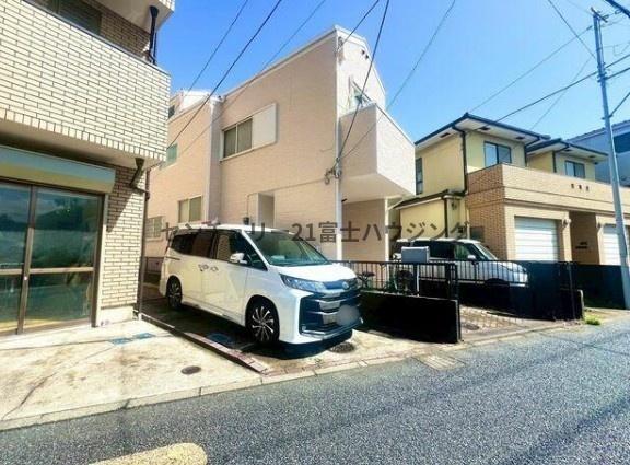�_�ސ쌧����s�ғ��V��1���ڂ̒��È�ˌ��Ă̒��ԏ�