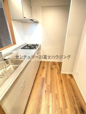 �_�ސ쌧������s���c1���ڂ̒��Ã}���V�����̃L�b�`��