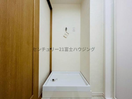 �_�ސ쌧������s���b1���ڂ̒��Ã}���V�����̐��ʑ�E���ʏ�