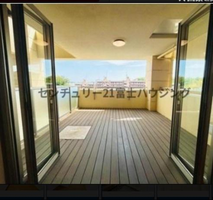 �_�ސ쌧���q�s�A�؂̒��Ã}���V�����̂��̑����n