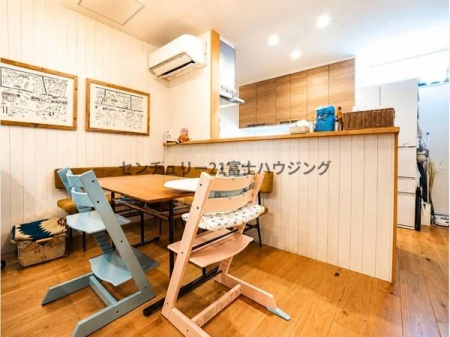 �_�ސ쌧����s�ғ�5���ڂ̒��È�ˌ��Ẵ��r���O
