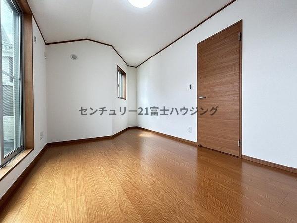 �_�ސ쌧����s�ғ�6���ڂ̒��È�ˌ��Ă̗m��