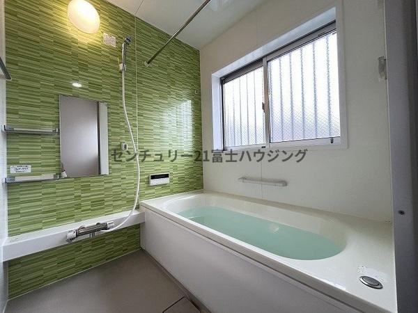 �_�ސ쌧����s�ғ�6���ڂ̒��È�ˌ��Ă̗���