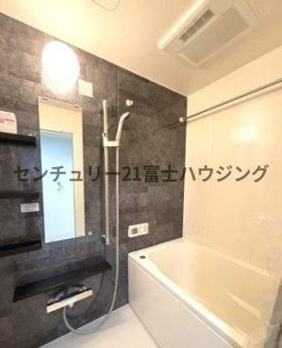 �_�ސ쌧����s�Ó��4���ڂ̒��Ã}���V�����̗���