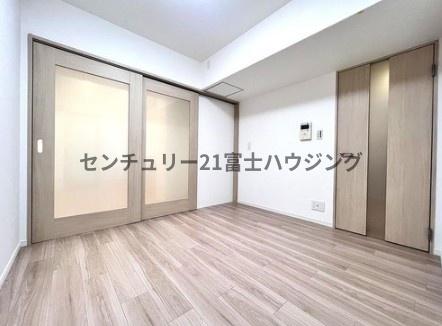 �_�ސ쌧����s�쓡��̒��Ã}���V�����̃��r���O