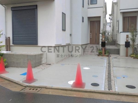 �_�ސ쌧������s�����C�݂̐V�z��ˌ��Ă̒��ԏ�