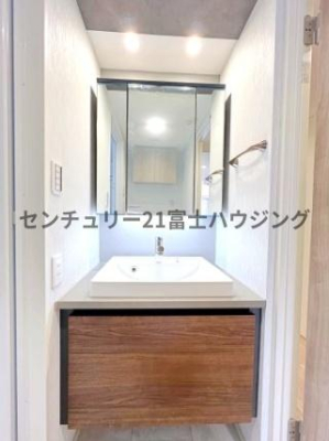 �_�ސ쌧����s�А��C��1���ڂ̒��Ã}���V�����̐��ʑ�E���ʏ�