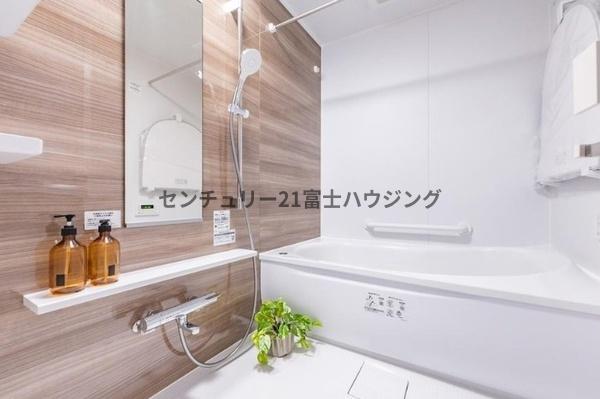 �_�ސ쌧������s���C��3���ڂ̒��Ã}���V�����̗���