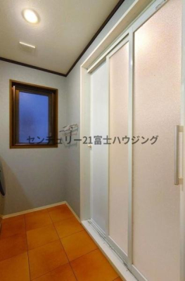 �_�ސ쌧����s�ғ�������2���ڂ̒��Ã}���V�����̐��ʑ�E���ʏ�