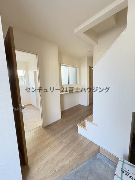 �_�ސ쌧������s��̐V�z��ˌ��Ă̌���