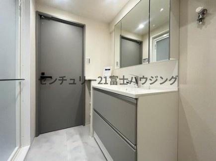 �_�ސ쌧����s�А�4���ڂ̒��Ã}���V�����̐��ʑ�E���ʏ�