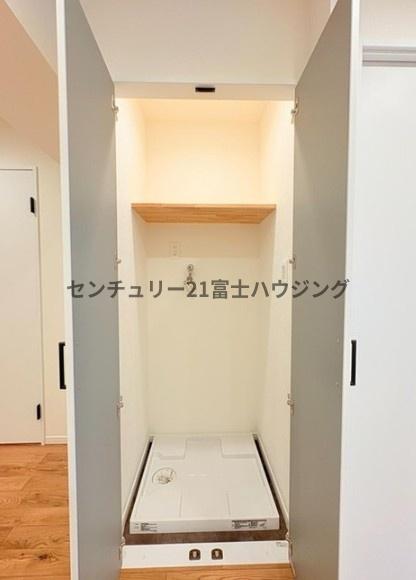 �_�ސ쌧����s�ғ����C��4���ڂ̒��Ã}���V�����̐��ʑ�E���ʏ�