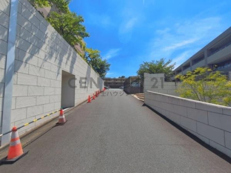 �_�ސ쌧����s�ғ�������2���ڂ̒��Ã}���V�����̂��̑����n