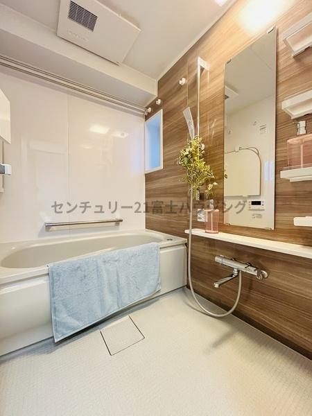 �_�ސ쌧���ˎs�㊯���̒��Ã}���V�����̗���