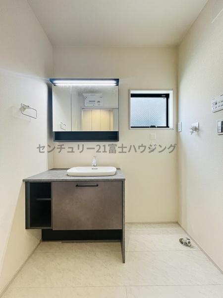 �_�ސ쌧������s�Ђ΂肪�u�̐V�z��ˌ��Ă̐��ʑ�E���ʏ�