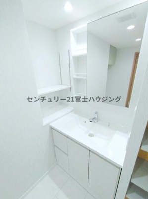 �_�ސ쌧������s���h�̒��Ã}���V�����̐��ʑ�E���ʏ�