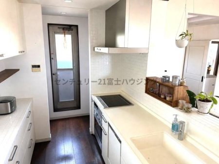 �_�ސ쌧����s�ғ����C��1���ڂ̒��È�ˌ��ẴL�b�`��