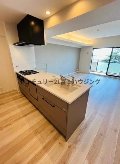 �_�ސ쌧����s�����_��1���ڂ̒��Ã}���V�����̃L�b�`��