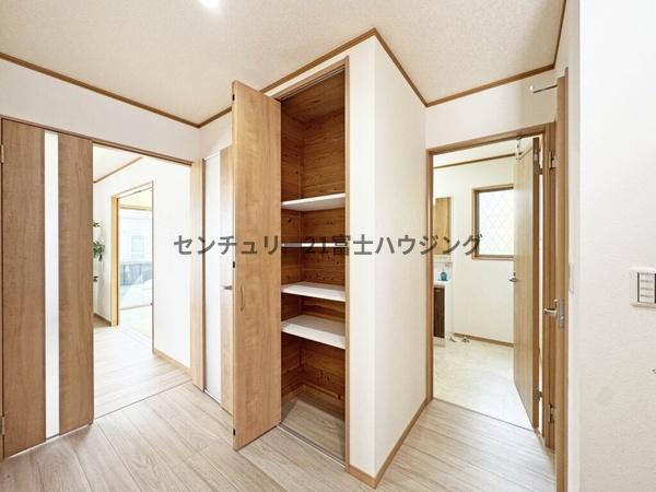 �_�ސ쌧������s�~���̒��È�ˌ��Ă̎��[