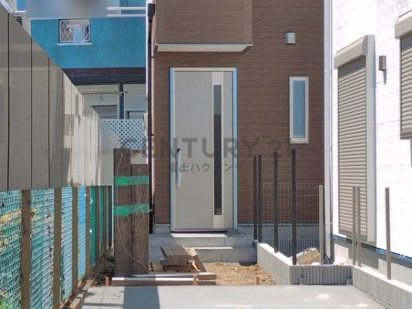 �_�ސ쌧������s�l�{��̐V�z��ˌ��Ẳ摜