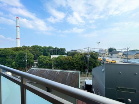 �_�ސ쌧����s�{����2���ڂ̒��Ã}���V�����̏Z�˂���̒��]�ʐ^