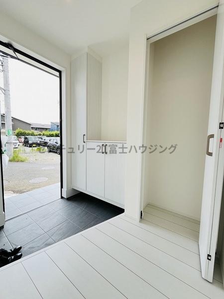 �_�ސ쌧������s�l�V���̐V�z��ˌ��Ă̌���