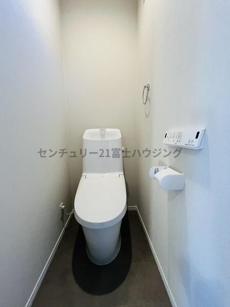 �_�ސ쌧������s���c1���ڂ̐V�z��ˌ��Ẵg�C��