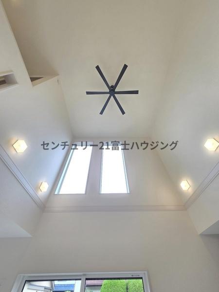 �_�ސ쌧����s�{����7���ڂ̐V�z��ˌ��Ẵ��r���O