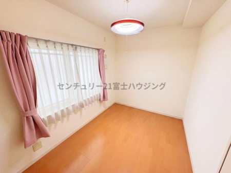 �_�ސ쌧�C�V���s�͌���4���ڂ̒��Ã}���V�����̎q������