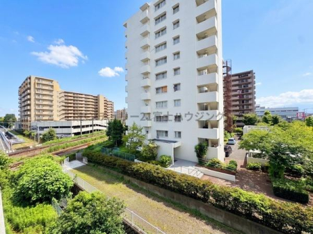 �_�ސ쌧�C�V���s�͌���4���ڂ̒��Ã}���V�����̏Z�˂���̒��]�ʐ^