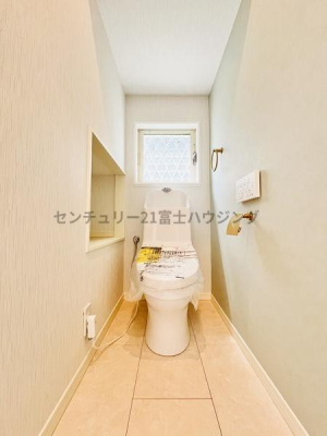 �_�ސ쌧������s���Q2���ڂ̒��È�ˌ��Ẵg�C��